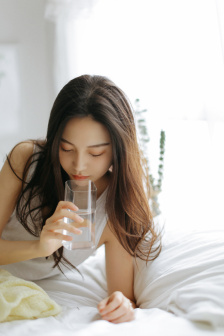 日韩精品人妻一区二区中文八零